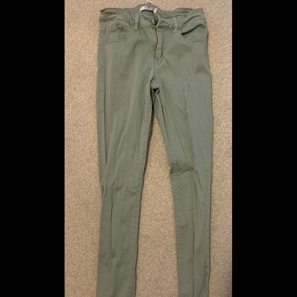 Perfect condition skinny jeans size 24